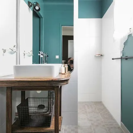 La Douce Folie Bed & Breakfast Saint-Julien-le-Faucon
