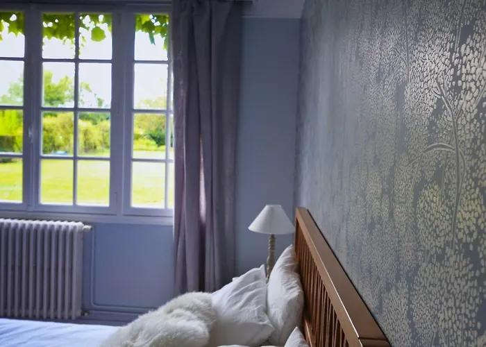 La Douce Folie לינה וארוחת בוקר