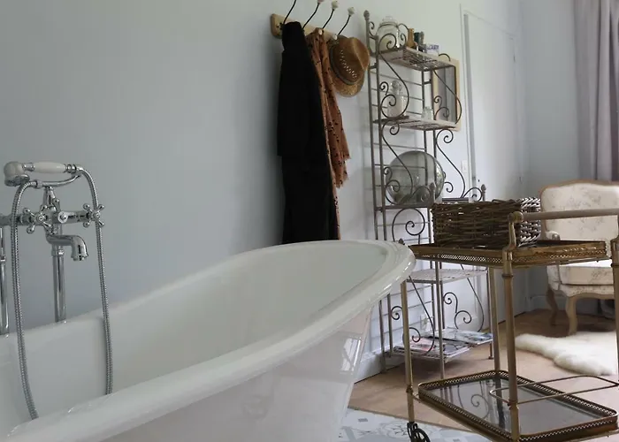 La Douce Folie לינה וארוחת בוקר