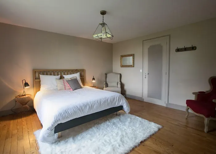 La Douce Folie לינה וארוחת בוקר