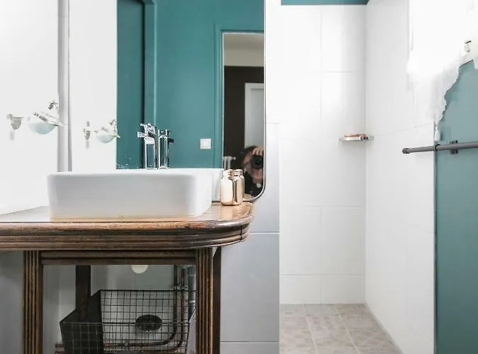 La Douce Folie לינה וארוחת בוקר Saint-Julien-le-Faucon