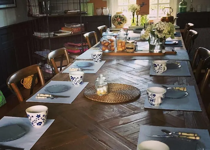 לינה וארוחת בוקר La Douce Folie *